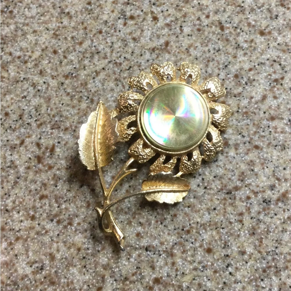 Vintage Gold Floral Sunflower Brooch with Iridescent Center